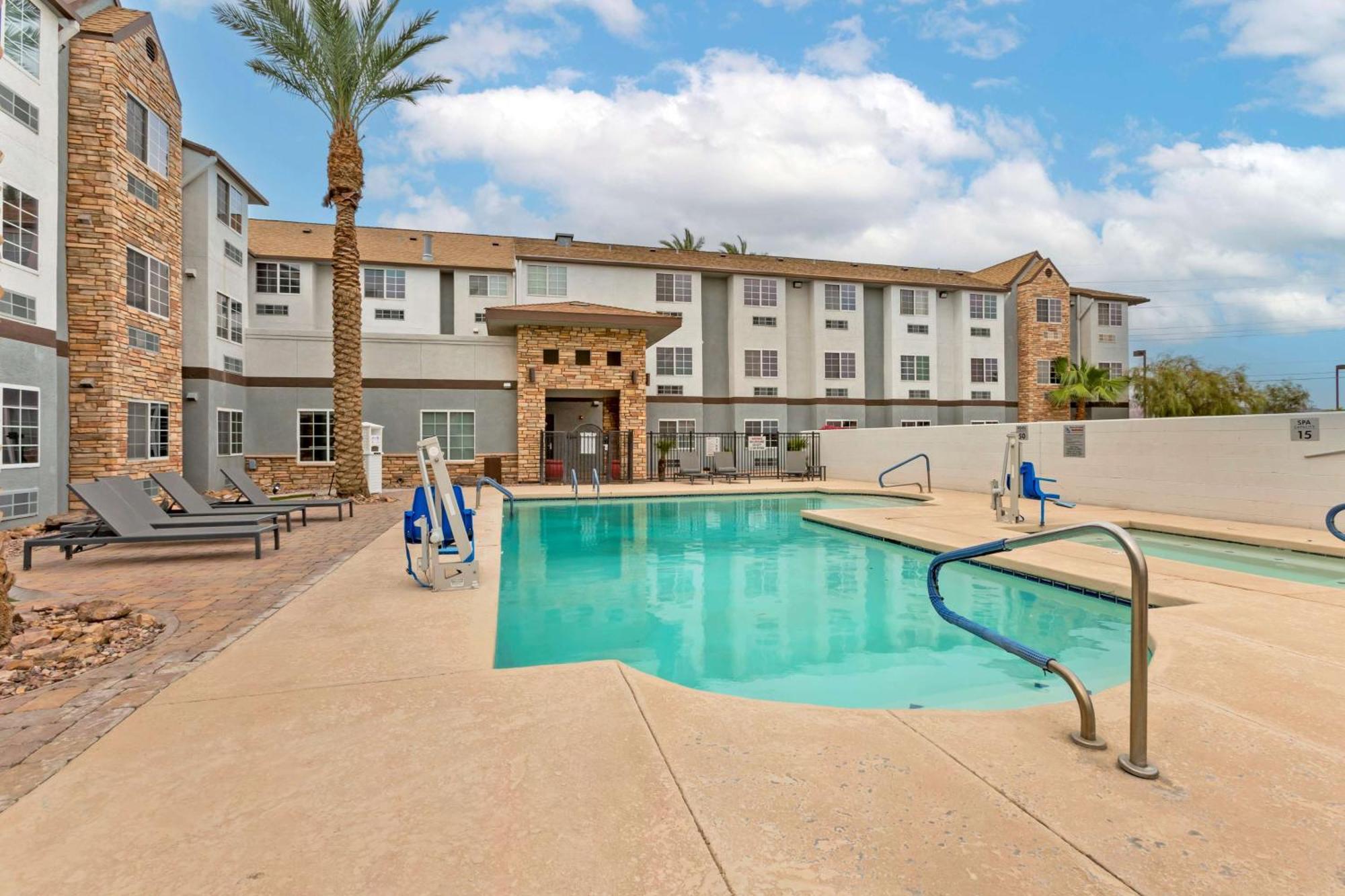 Best Western Plus Yuma Foothills Inn & Suites Bagian luar foto